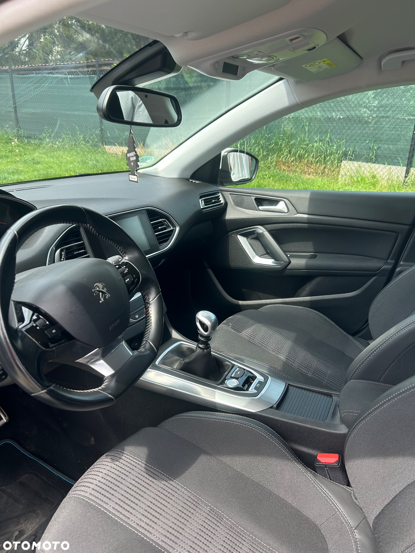 Peugeot 308 1.5 BlueHDi Allure S&S - 12
