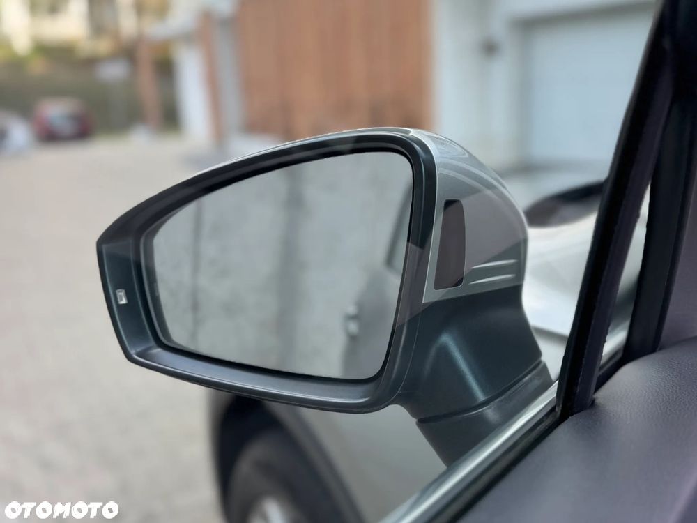 Volkswagen Tiguan - 29