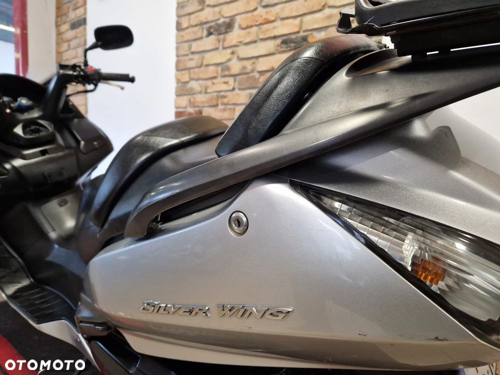 Honda Silver Wing - 11