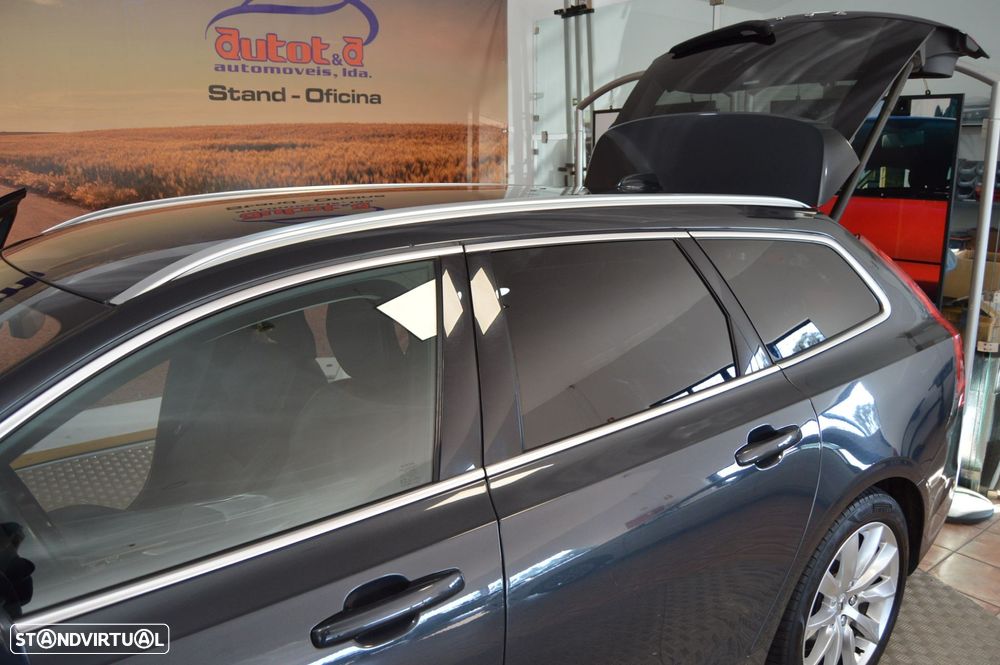 Volvo V90 2.0 D4 Momentum Plus Geartronic - 19