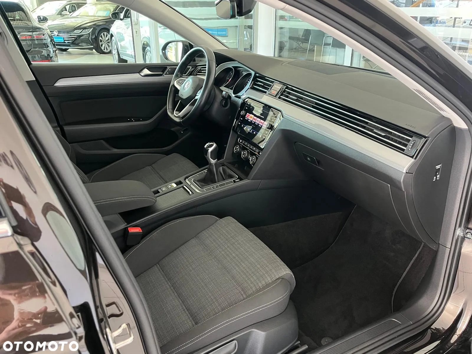 Volkswagen Passat 2.0 TDI EVO Business - 18