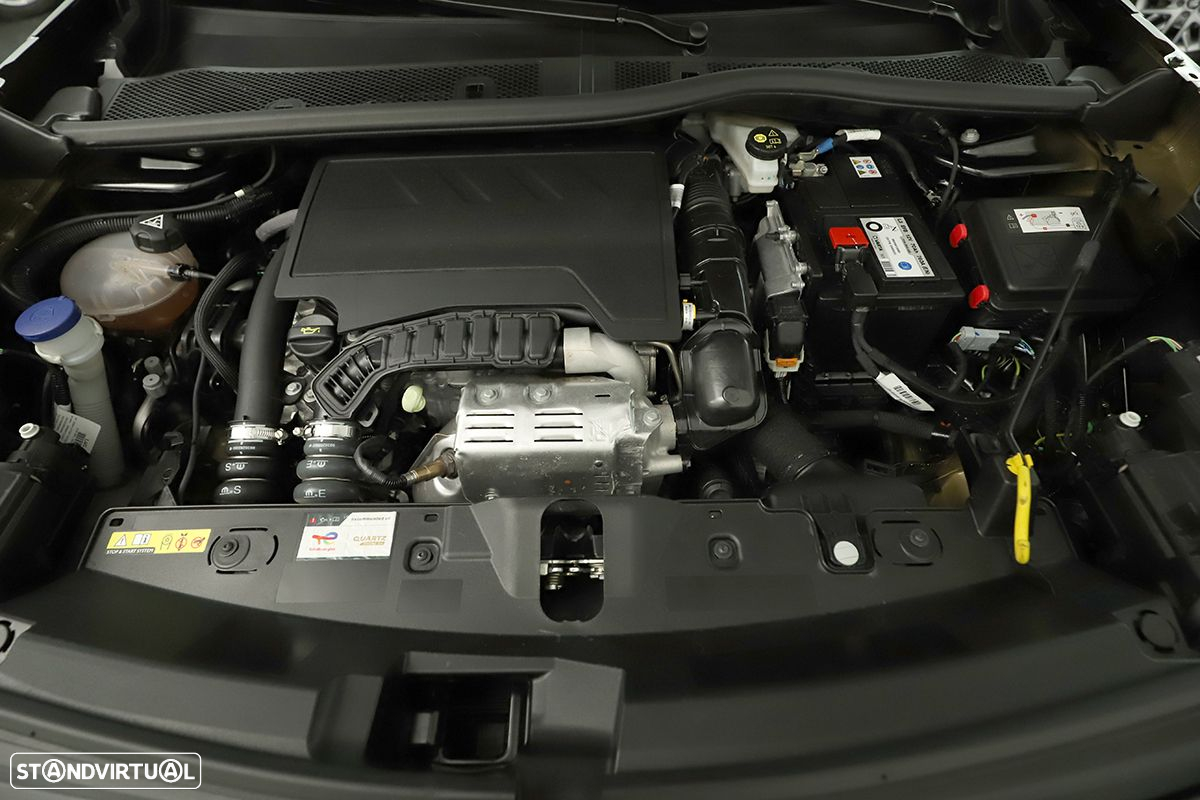 Peugeot 2008 1.2 PureTech Allure - 24