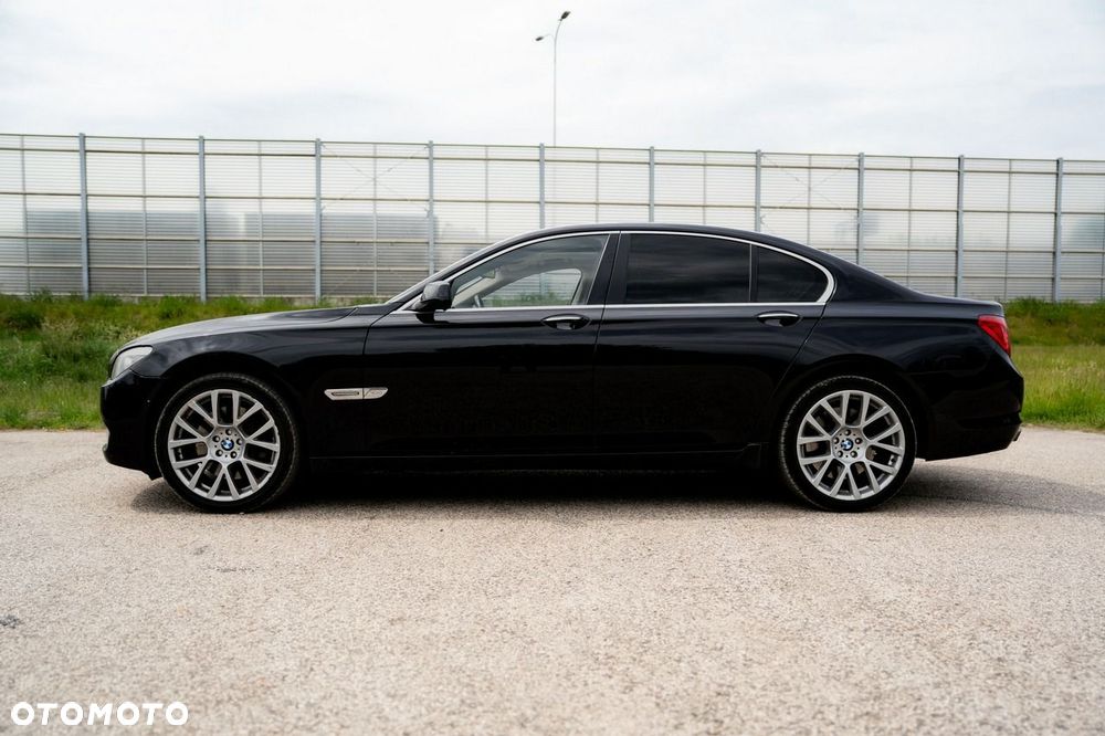 BMW Seria 7 - 10