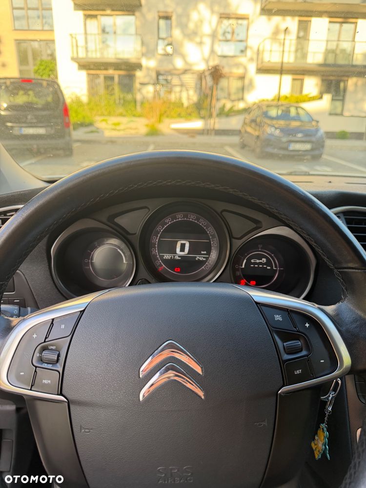 Citroën C4 1.6 HDi Attraction - 8