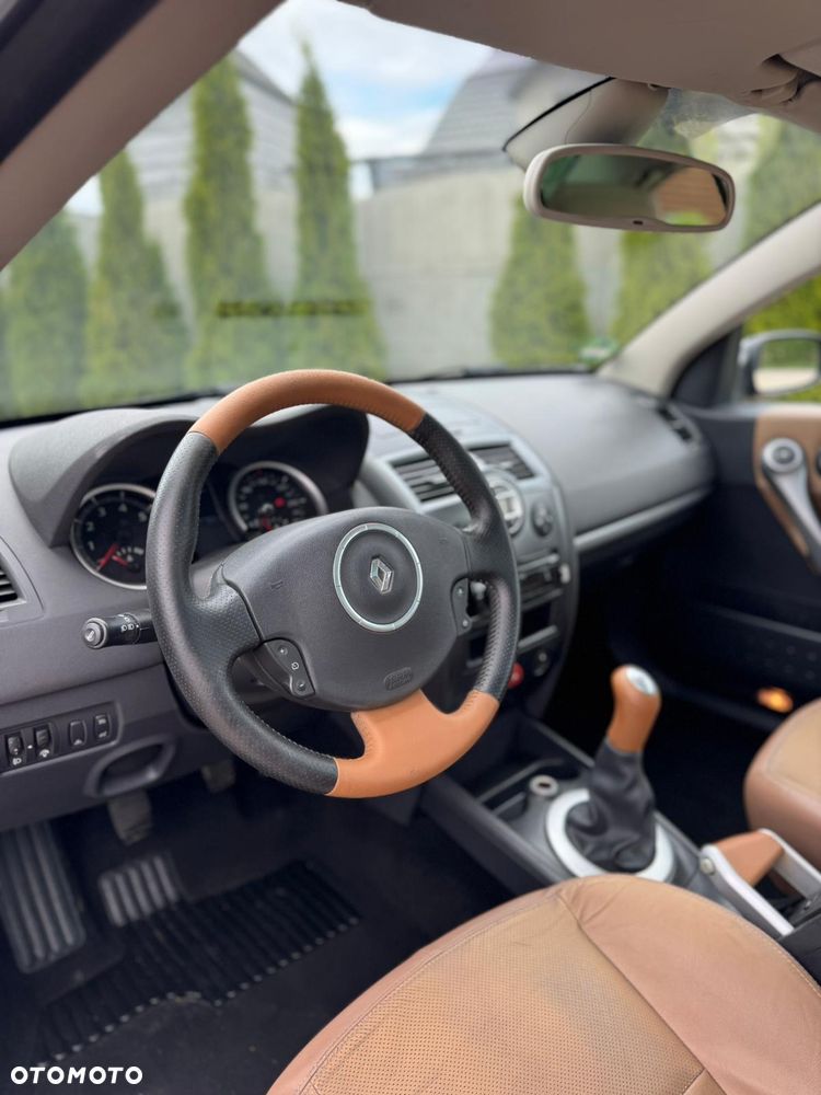 Renault Megane 1.6 Dynamique - 7
