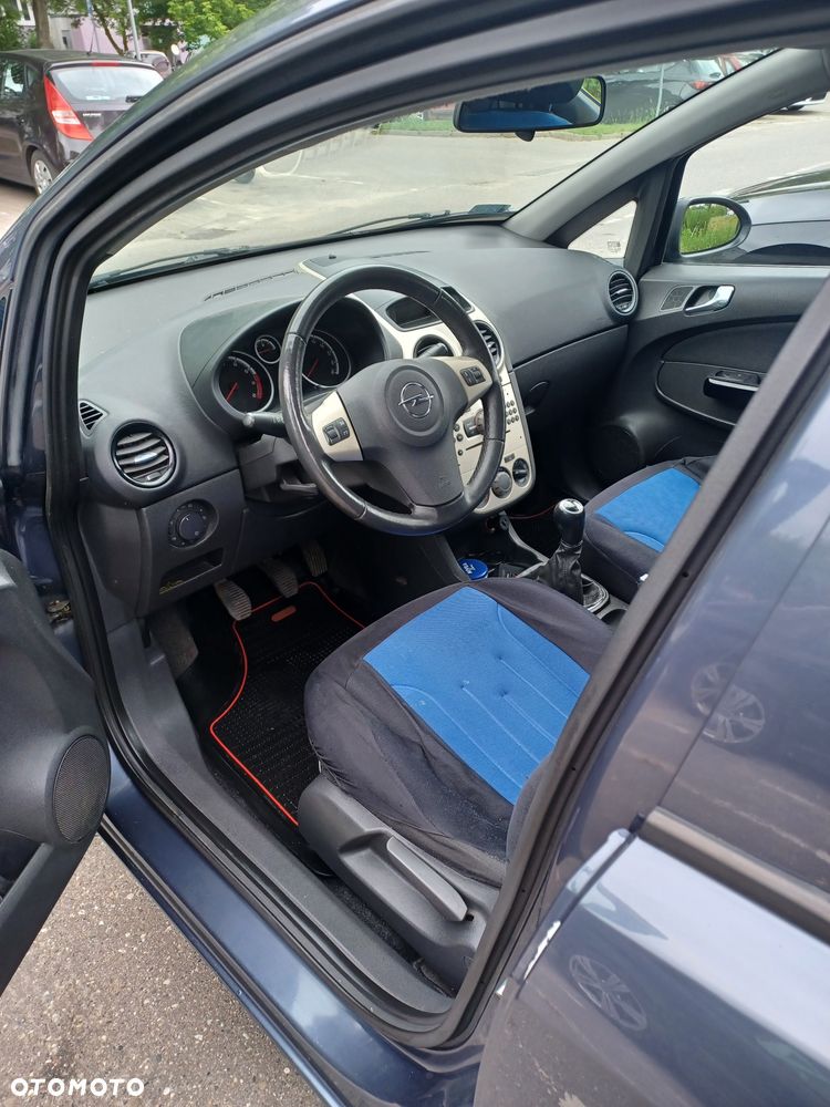 Opel Corsa - 8