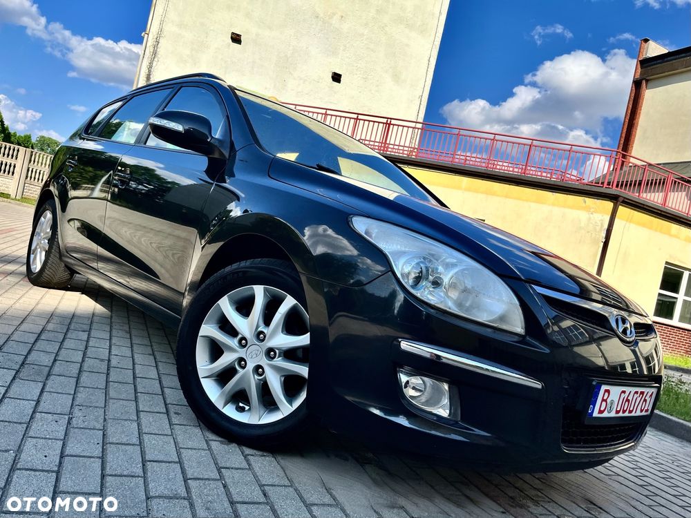 Hyundai i30 i30cw 2.0 Style - 6