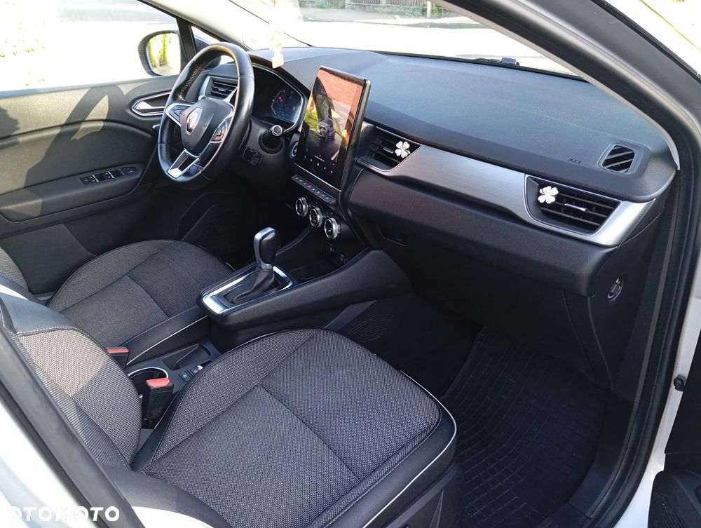 Renault Captur TCe 130 EDC GPF BUSINESS EDITION - 11