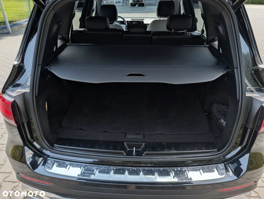 Mercedes-Benz GLB 220 d 4-Matic AMG Line 8G-DCT - 12