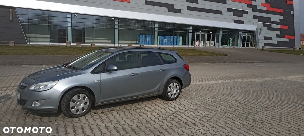 Opel Astra IV 1.7 CDTI Essentia - 1