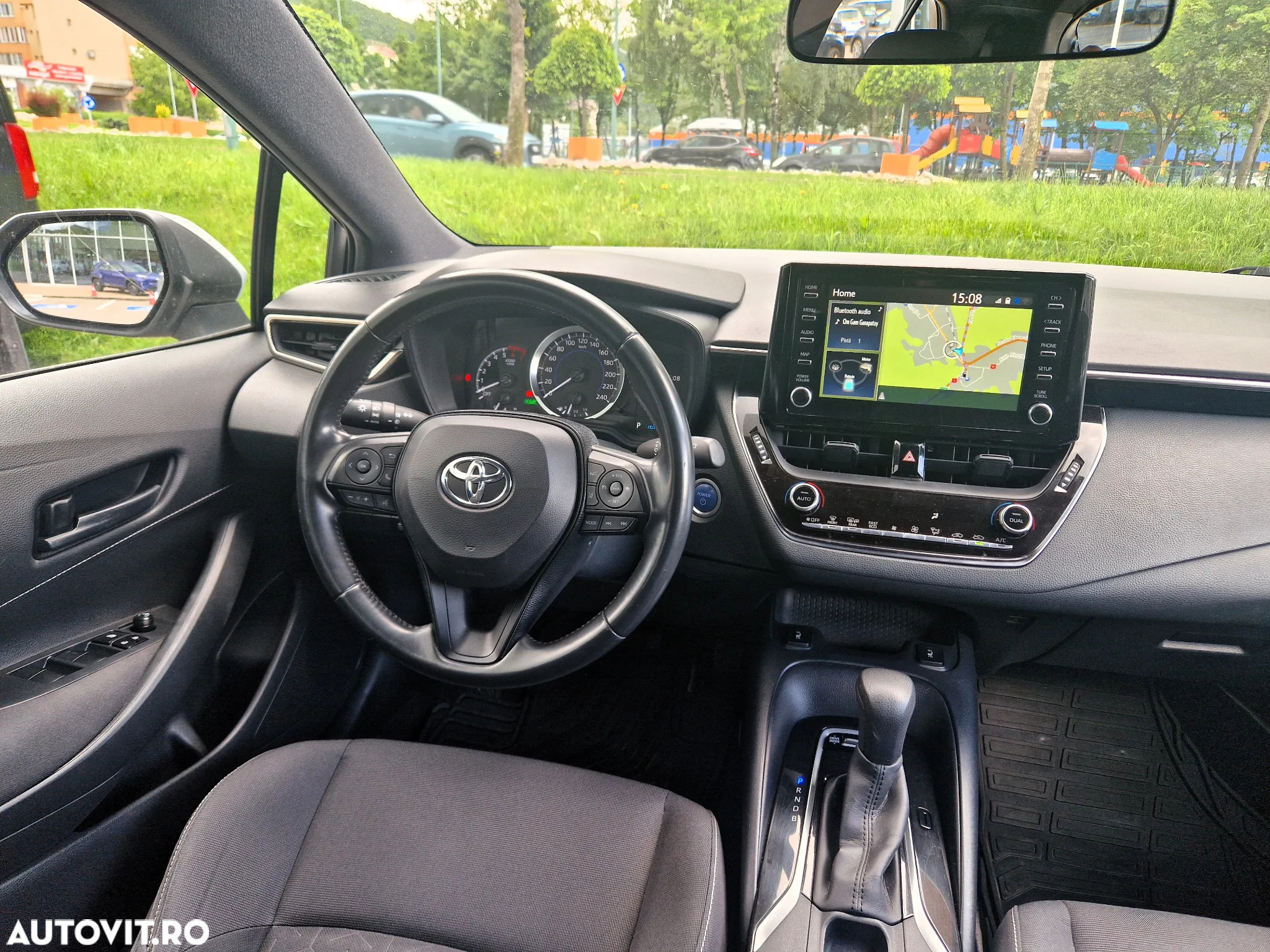 Toyota Corolla 1.8 HSD Dynamic - 18