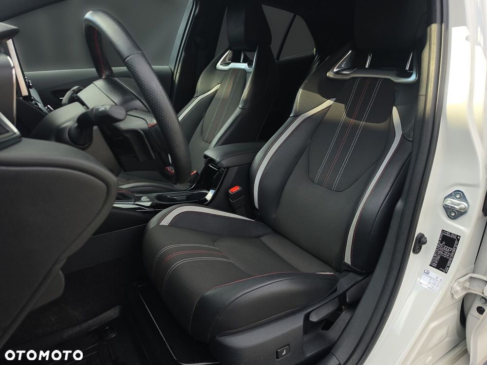 Toyota Corolla 2.0 Hybrid GR Sport - 14
