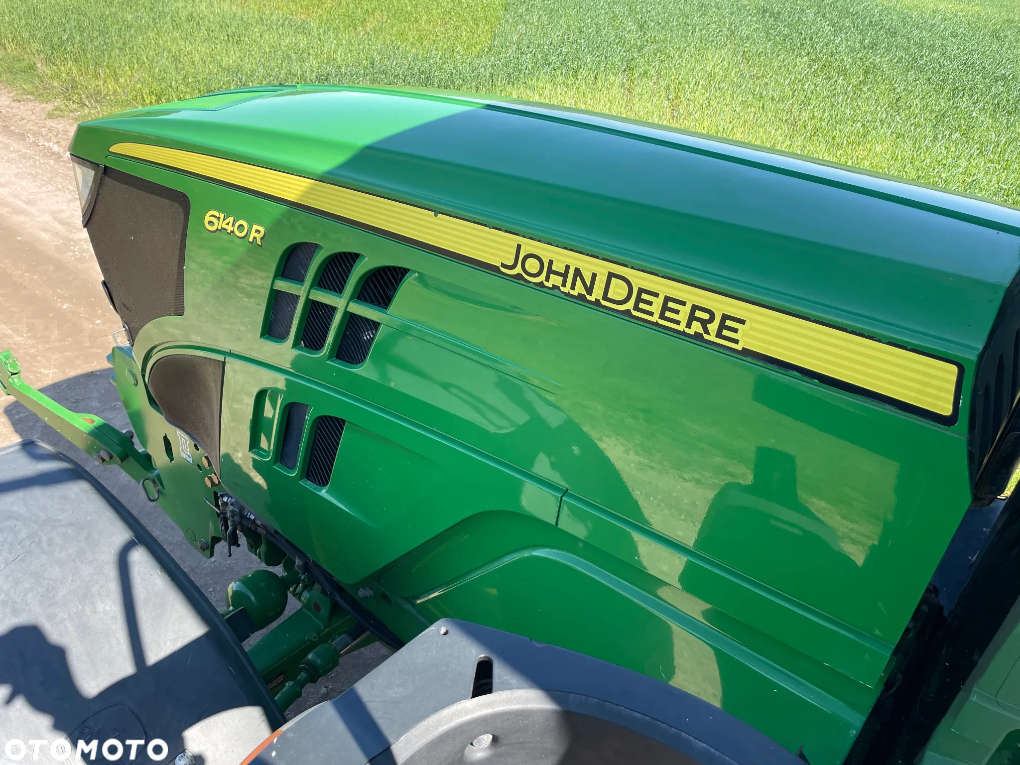John Deere 6140R - 11