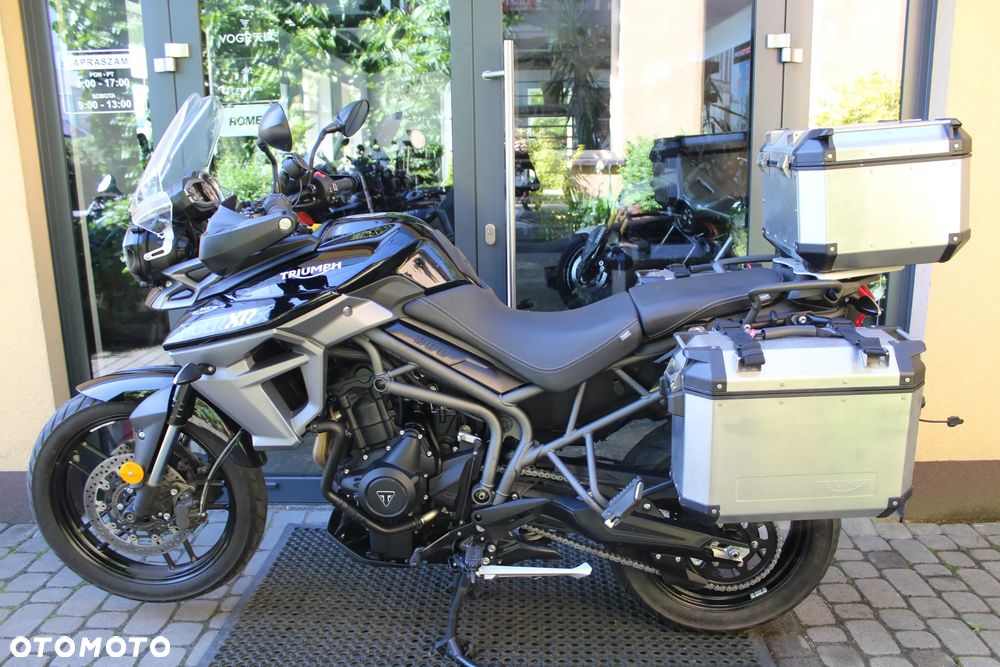 Triumph Tiger - 2