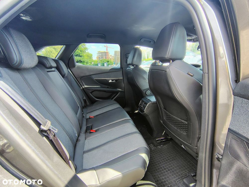 Peugeot 3008 1.2 PureTech Active Pack S&S EAT8 - 9