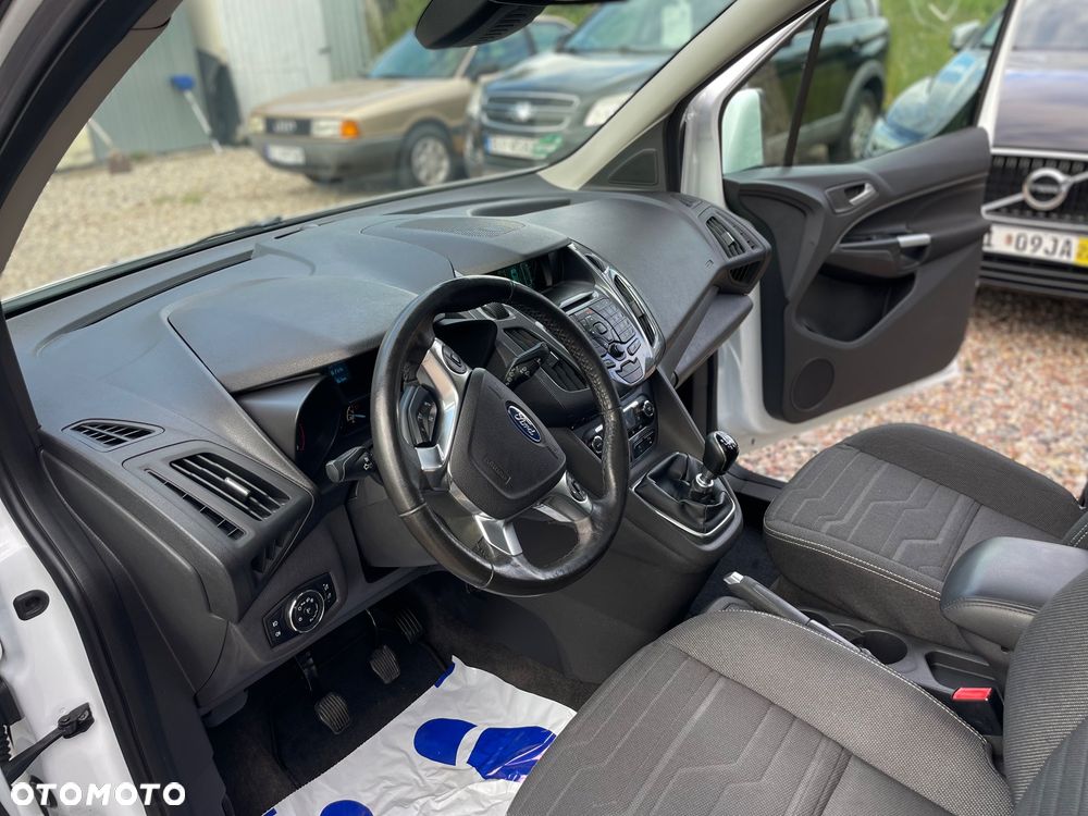 Ford Tourneo Connect Grand - 10