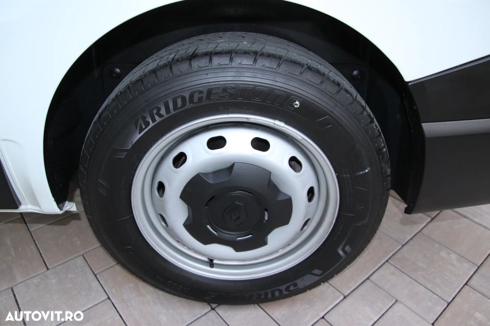 Renault Trafic - 9