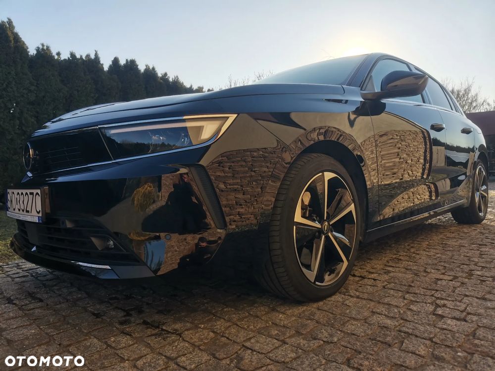 Opel Astra 1.6 T Plug-in Hybrid GS - 4