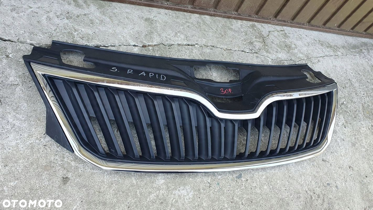 Skoda Rapid 5J grill atrapa chłodnicy - 3