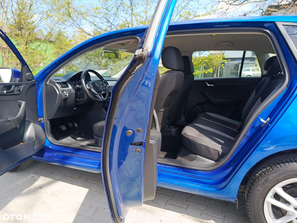 Skoda RAPID 1.4 TDI Clever - 19