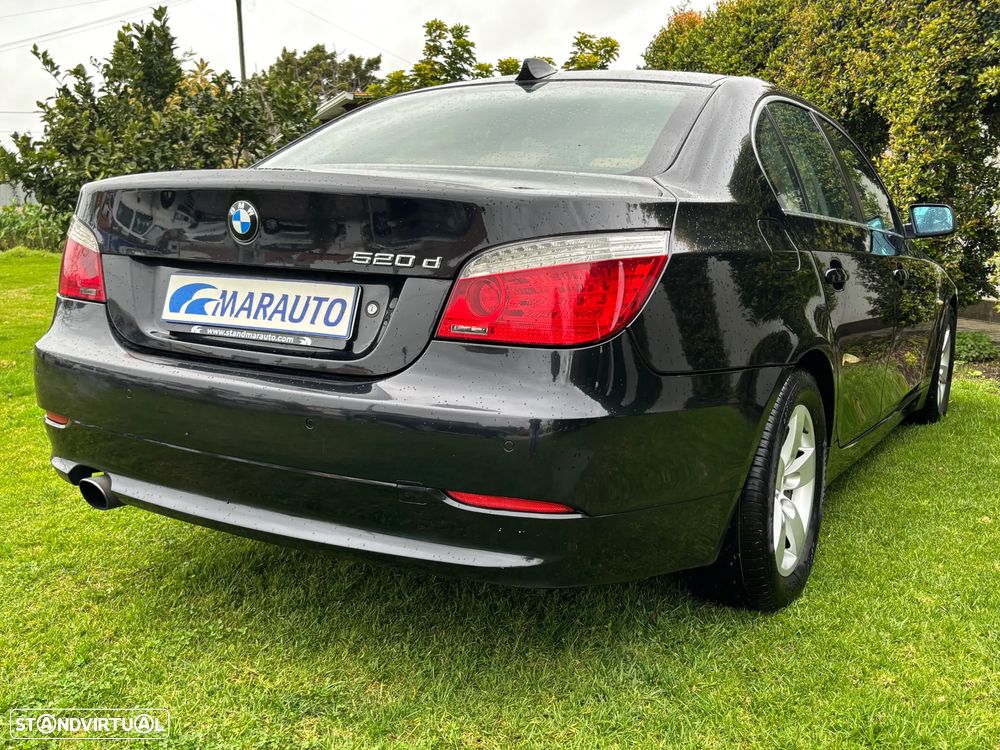 BMW 520 d Executive - 9