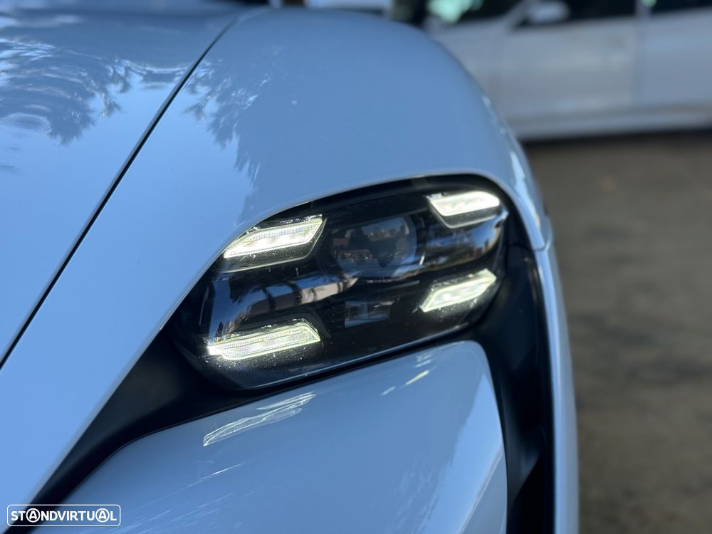 Porsche Taycan 4S Bateria Performance Plus - 47