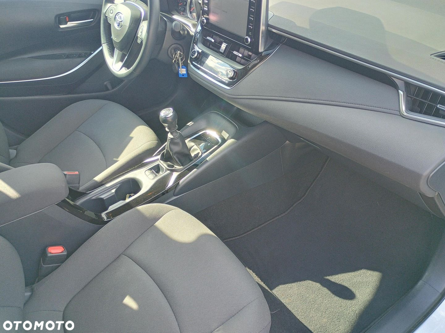 Toyota Corolla - 11