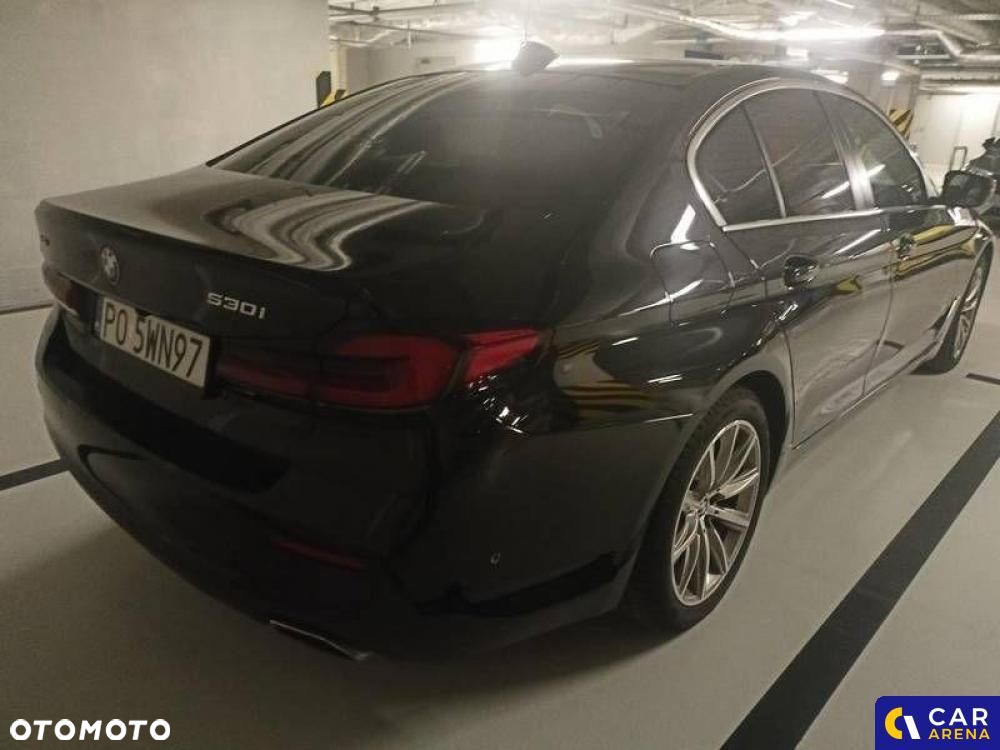 BMW Seria 5 530i xDrive - 4
