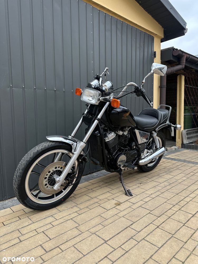 Honda Shadow - 4