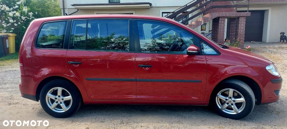 Volkswagen Touran 1.6 Conceptline - 7