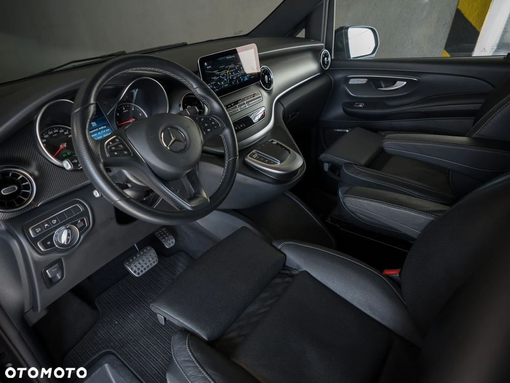 Mercedes-Benz Klasa V 300 d 4-Matic Exclusive 9G-Tronic (d³ugi) - 16