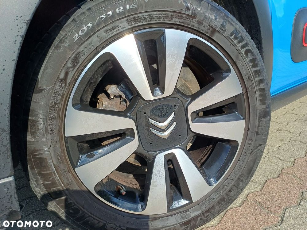 Citroën C3 1.2 PureTech Shine - 9