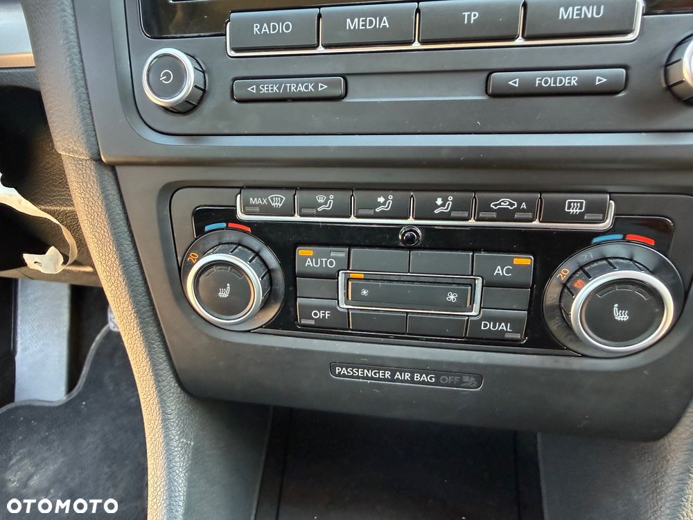 Volkswagen Golf 1.4 TSI Highline - 24