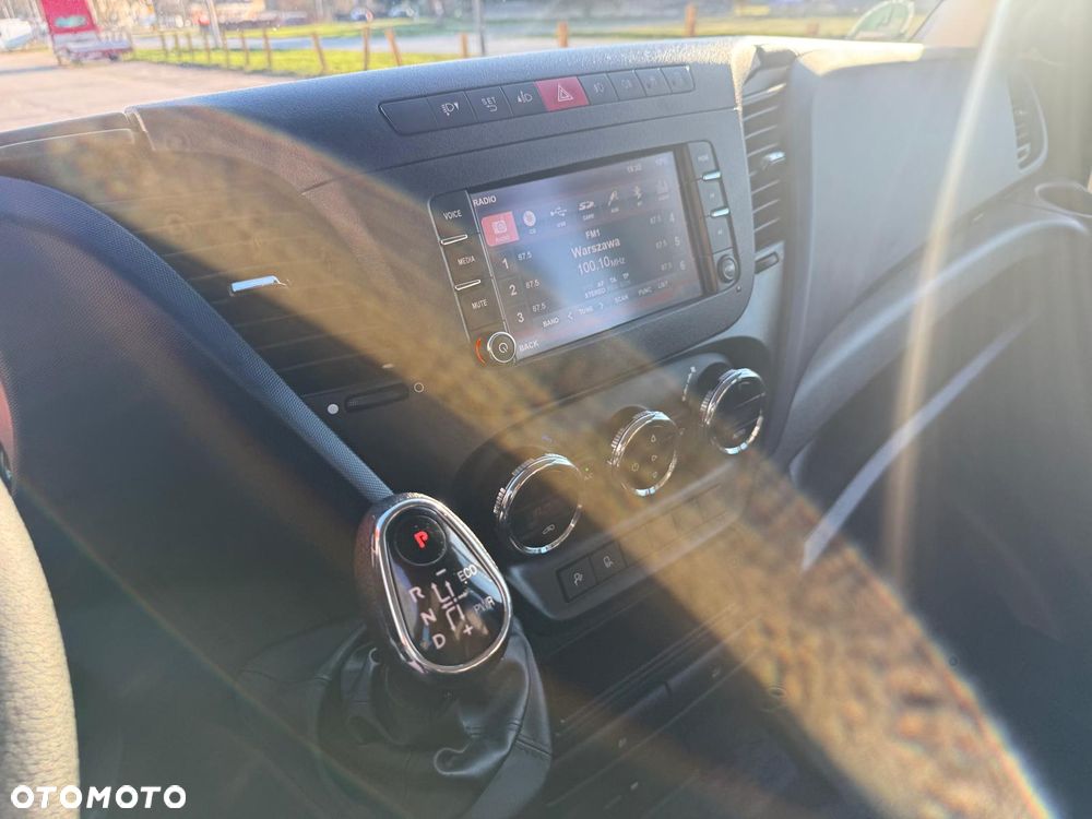 Iveco Daily 33S16, L3H2, Brygadówka 5os, HiMatic, Zadbany - 24