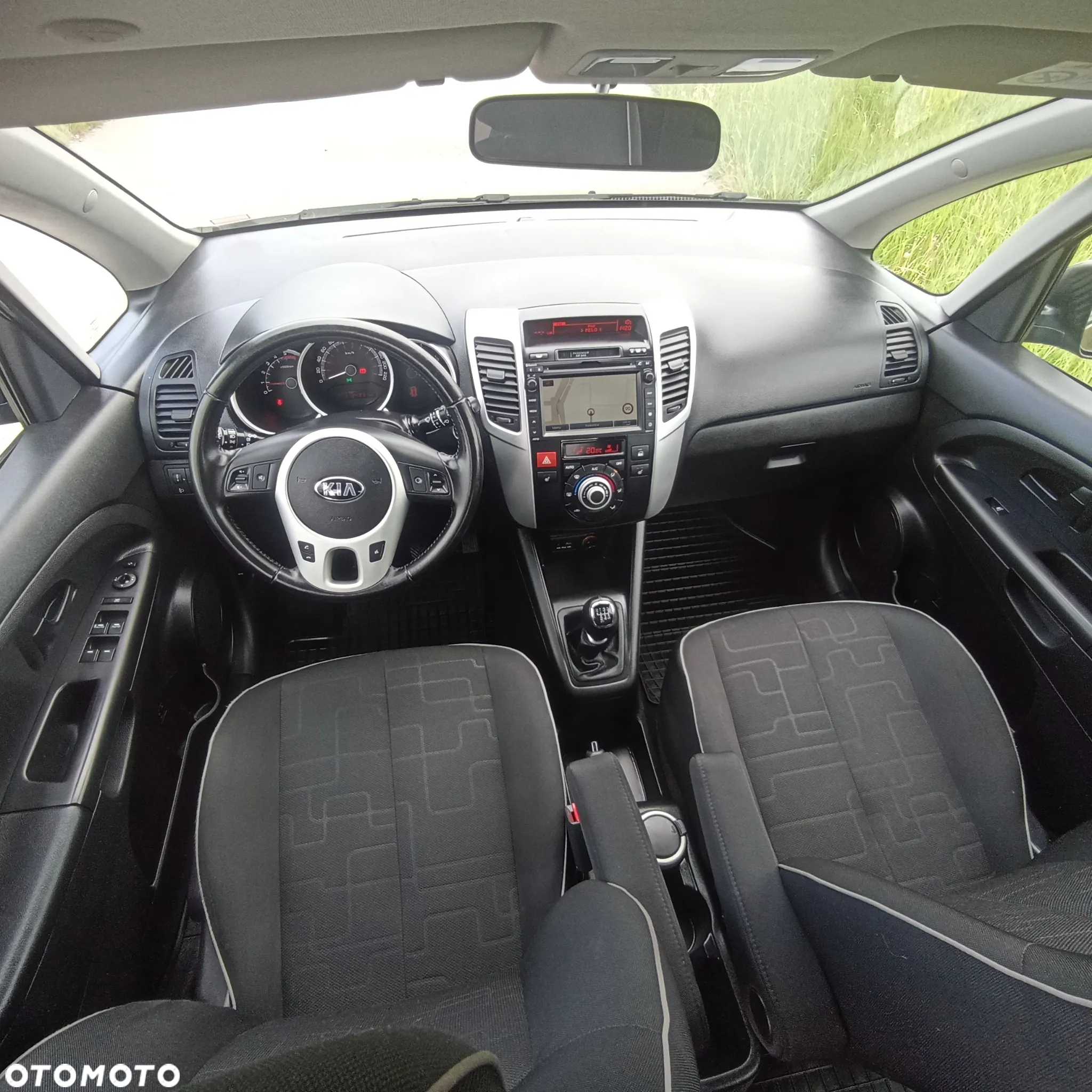 Kia Venga 1.6 CRDi 128 Titanium Collection - 5
