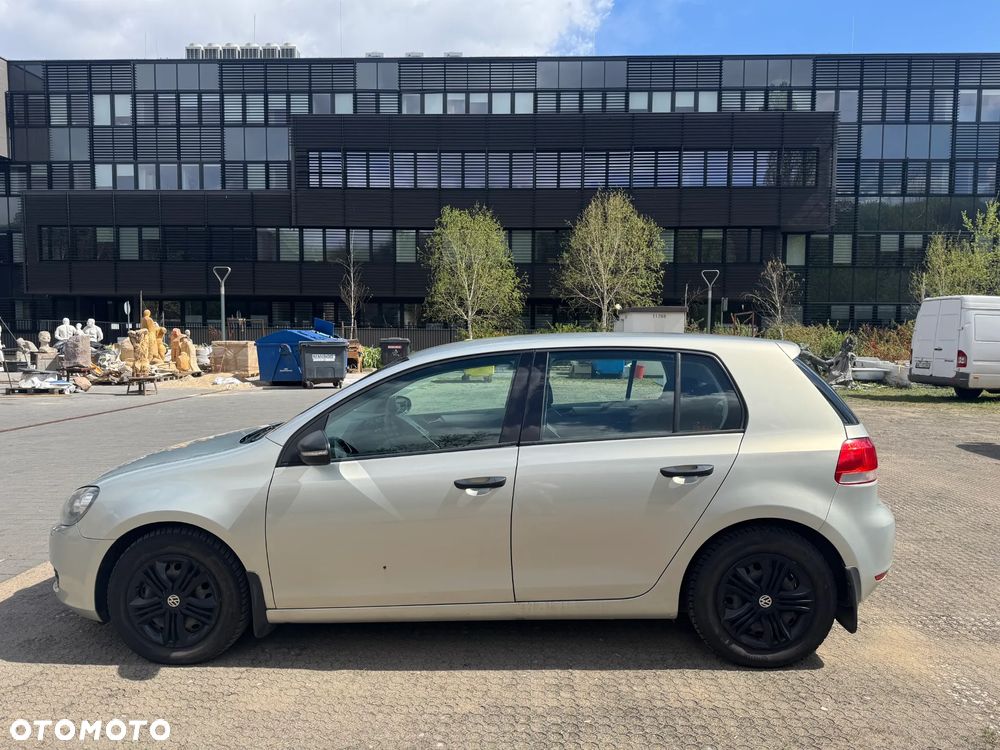 Volkswagen Golf 1.6 TDI Trendline - 8