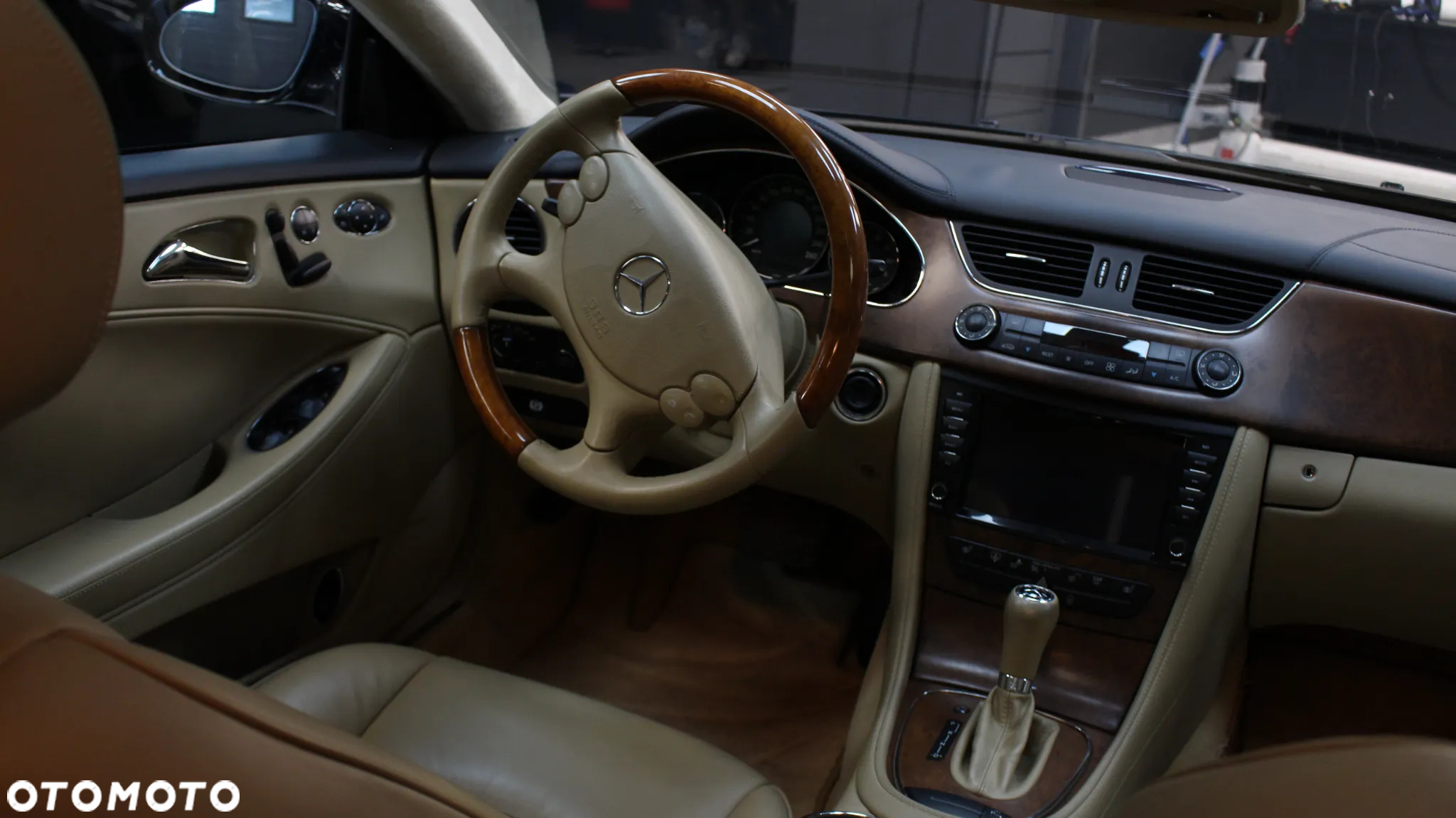 Mercedes-Benz CLS 350 7G-TRONIC - 15