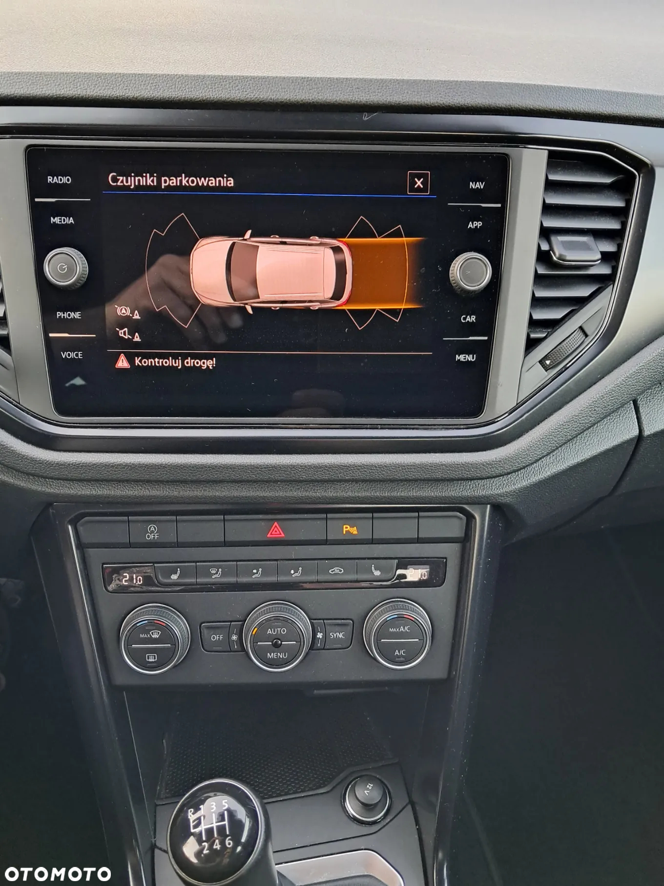 Volkswagen T-Roc 2.0 TDI SCR ACTIVE - 11