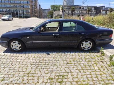 Mercedes-Benz E 230 Elegance - 3