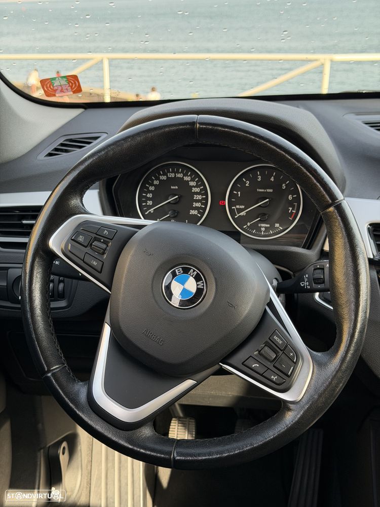 BMW X1 sDrive18i Advantage - 18