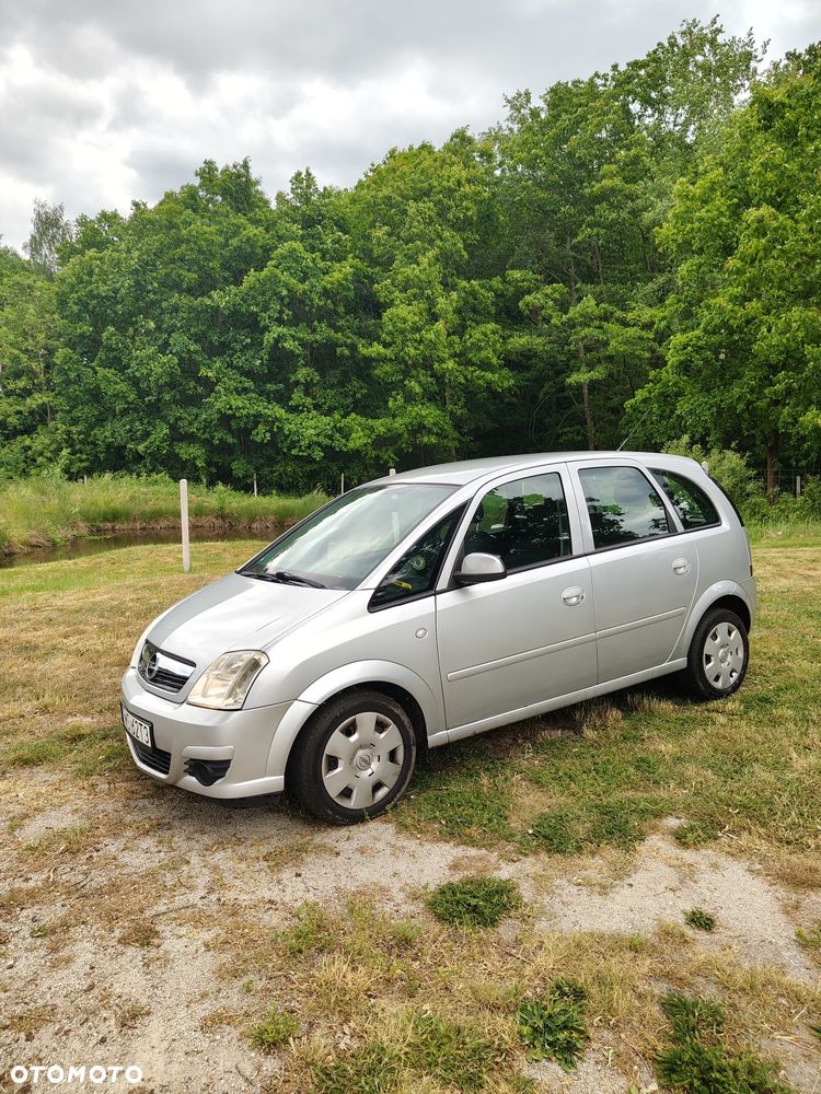Opel Meriva 1.6 Cosmo - 8
