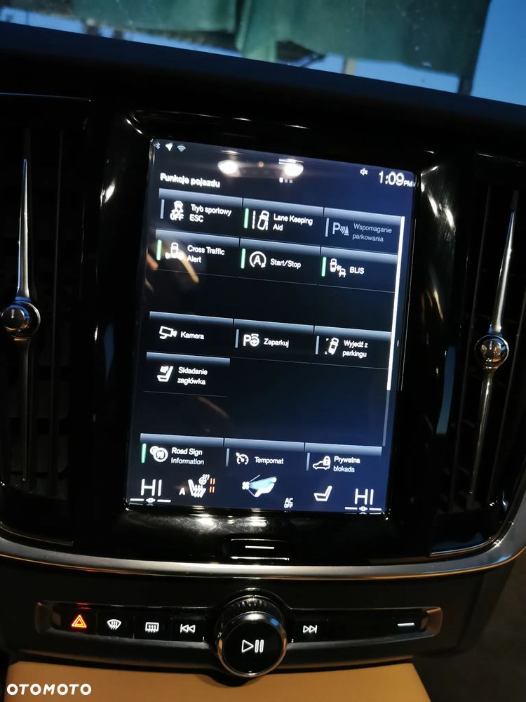 Volvo S90 T5 Momentum - 31