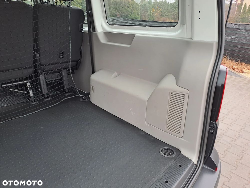 Volkswagen Transporter - 14