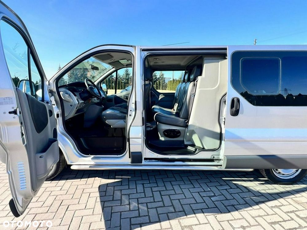 Renault Trafic - 17