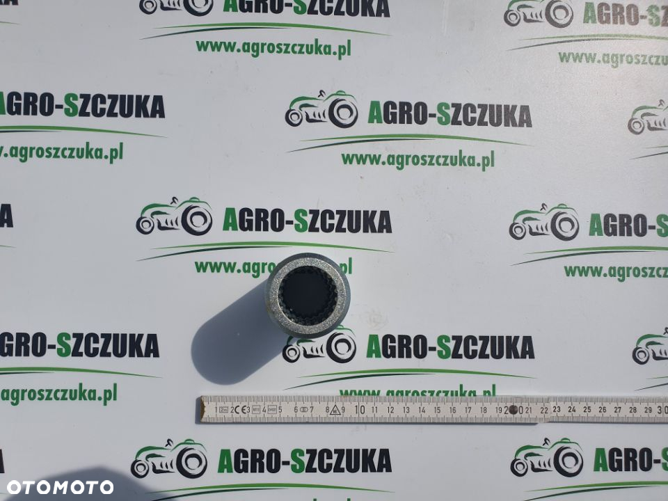TULEJA WIELOWPUSTOWA PRZEDNI NAPĘD FARMTRAC - 2