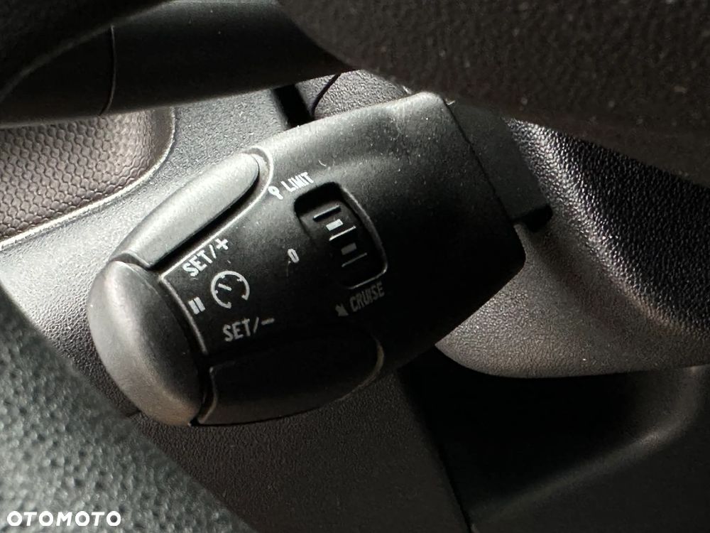 Citroën C3 Picasso 1.4i Exclusive - 12