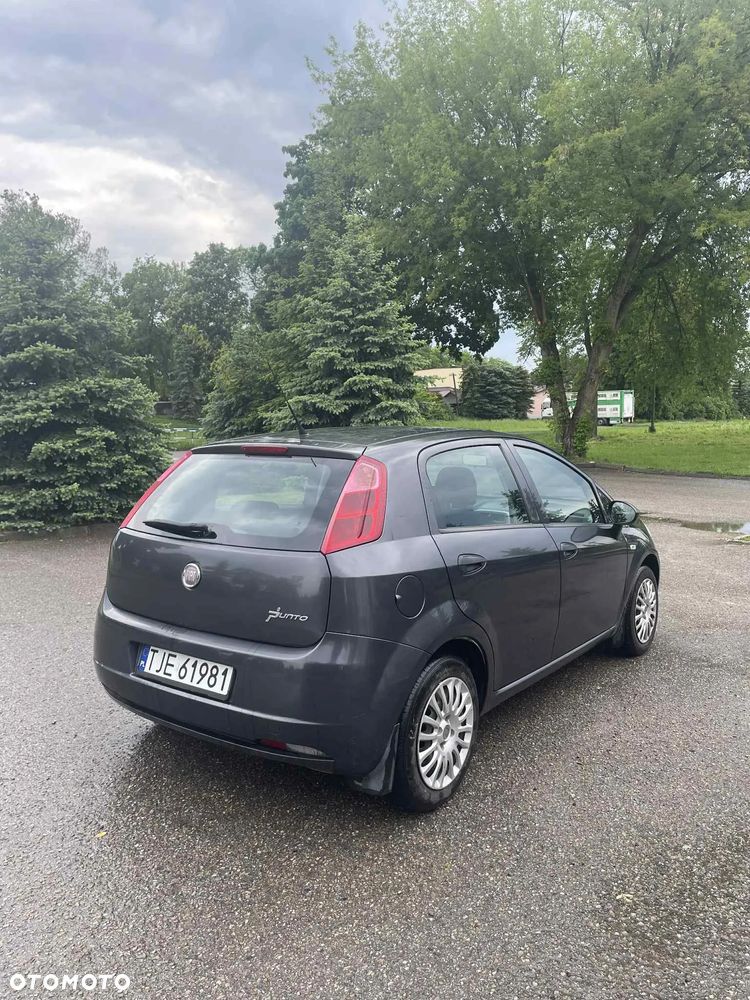 Fiat Grande Punto - 6