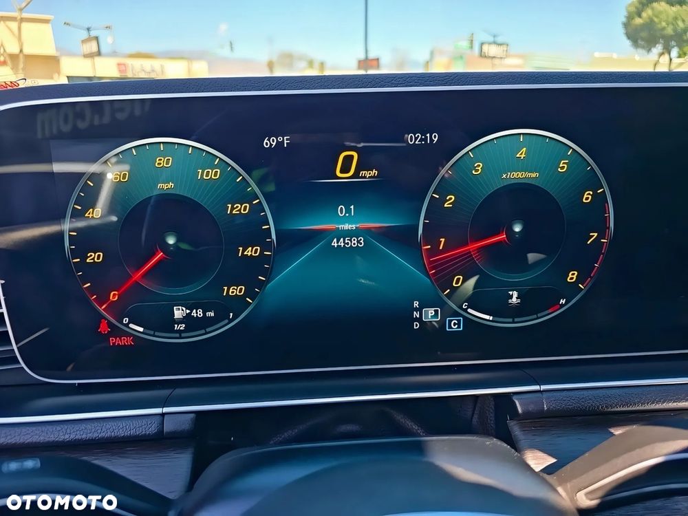 Mercedes-Benz GLE - 10