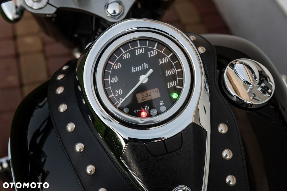 Suzuki VL 800 Volusia - Boulevard C50 - 10