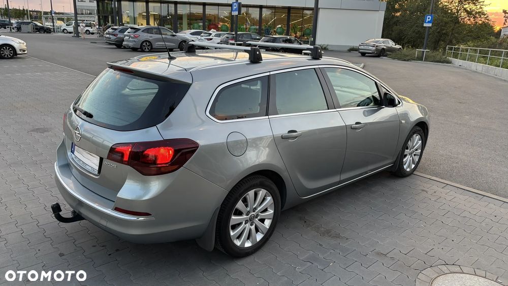 Opel Astra 1.6 CDTI Cosmo - 7